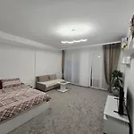 Bright & Cozy Home, 아파트